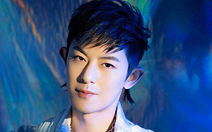 敖犬IG遭盜用「轉型成網美」！求助網友：怎麼辦？