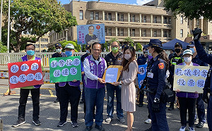 蘇煥智：蔡政府剝奪逾30萬確診者公民投票權 違憲濫權反民主