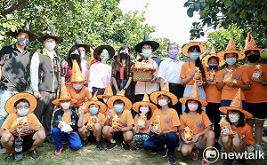 萬聖節「柚來搗蛋」 麻豆農會大搞創意結合大白柚歡慶萬聖節