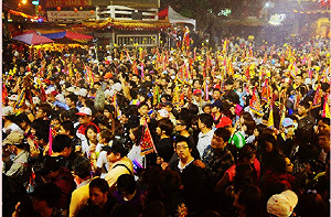 3月瘋媽祖 台中鎮瀾宮前好戲上演