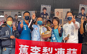 林佳龍「最佳分身」夫人代夫出征 侯友宜：感謝太太是我最大的支持者