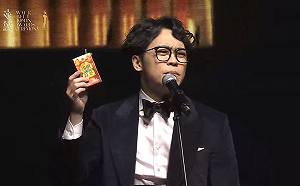 走鐘4/賀瓏脫口秀喝「錫蘭紅茶」狠酸！孫生衝上台致敬威爾史密斯