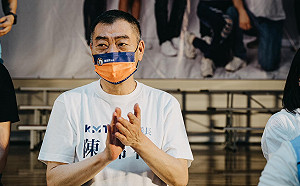 柯文哲為「黑道說」登門致歉 陳錦祥：我還在生氣