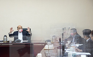 國境開放每日入境約1萬人 蘇貞昌：努力恢復台灣觀光榮景