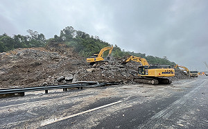 國1「五股到汐止」封閉塞爆！王國材：明早6時搶通內線道