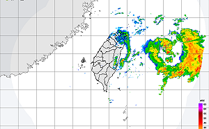 基隆新北宜蘭豪雨特報 沿海刮強風北台灣越晚越冷