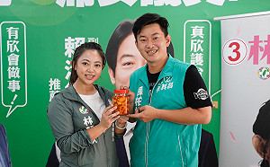 陳柏惟開直播遇對手？ 大讚邁盟候選人林慧欣具備從政特質