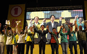 蔡培慧賺家伙 廖志城衝連任 賴清德帛琉回國後首站到埔里支持