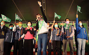 女力團結！新北高乃芸競總成立　廖婉如、蘇巧慧現身力挺