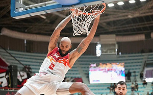 陛下關鍵四分打　太陽賞特攻首敗