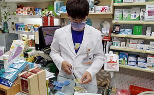 流感進入流行期！公費抗病毒藥放寬　這7類人免快篩可開藥