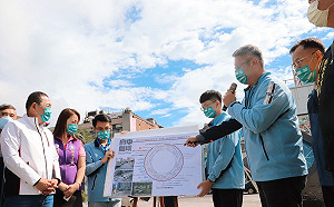 新北歡樂耶誕城開城在即 侯友宜視察府中雙城三廣場