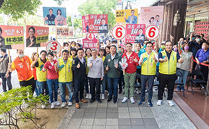 返鄉為雄湧連線選將站台  陳建仁：以陳其邁市政成績為榮