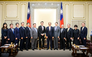 會見日本沖繩議員 游錫堃盼與琉球維持親近關係