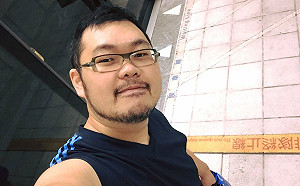 查核柯文哲演唱會 keyboard 遭批「黑柯」 四叉貓怒嗆柯粉