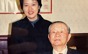 自曝最欣賞孫運璿被質疑搶深藍  黃珊珊嗆陳時中:執行力有顏色?