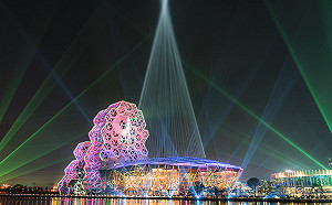 陳其邁搶先曝光愛河灣耶誕試燈畫面:美到忍不住先暴雷! 吸引2萬網友按讚