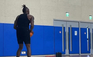 魔獸「無視時差」練球!現場畫面曝