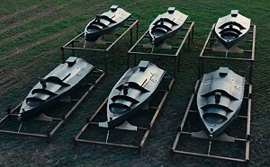 (影) 烏克蘭證實「無人自殺快艇」存在!澤連斯基要組建「這支」特殊艦隊