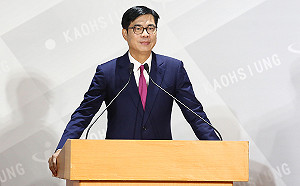 高雄政見會》前政府施政墊底才被罷免!陳其邁:再給我4年帶領高雄起飛