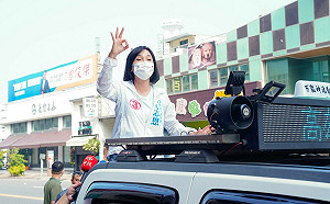 「繞著高雄跑」掃街宣講  柯志恩：帶領高雄重返榮耀！