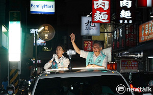 插旗南部堡壘  柯文哲力挺「東區三寶媽」關鍵議員席次