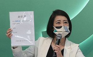 晚5天才送立委辭職書 吳思瑤嘲諷:「假萬安」