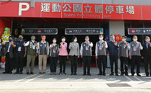 藍綠同場選舉手勢怎麼比？ 要「讚」還是「OK」這下尷尬了