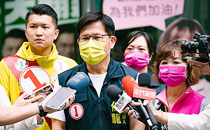 「得不到真相」恩恩爸淚灑紀錄片 林佳龍籲：用選票拒絕侯友宜