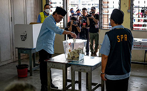 馬來西亞大選投票率破紀錄　18歲首投族是關鍵