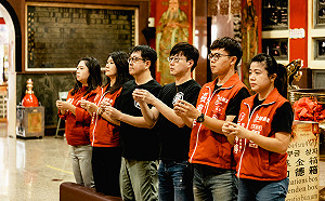 韓國瑜回防高雄 罷韓要角率基進選將籲：讓光復高雄的民主幼苗活下去！