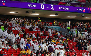 世足／「神話」首戰就被破   卡達成為最慘地主國