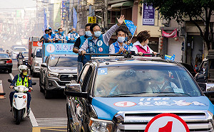 選前一周車掃衝刺 張善政盼選舉回歸政見