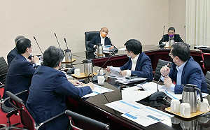 蘇揆：請指揮中心針對任何不實訊息都要即時澄清