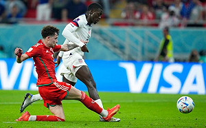 世足／威爾斯關鍵12碼　與美國握手言和