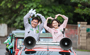 林佳龍汐止車隊掃街 再批侯陣營說法證明重大建設「四大皆空」