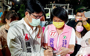 拚左楠四席全壘打 市長、立委接力搶救新人黃偵琳