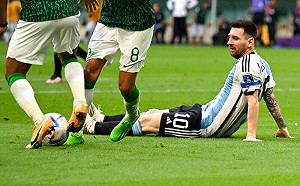 世足／梅西冠軍夢大危機　史上僅一隊輸掉分組首戰後奪冠