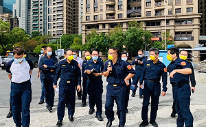 選前之夜藍綠陣營相距僅300公尺 新北警力全面警戒：最高規格維安