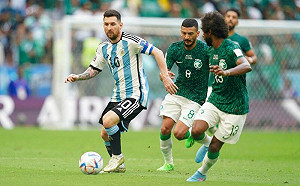 世足／阿根廷為何深陷越位陷阱？梅西：出擊的時機太快了