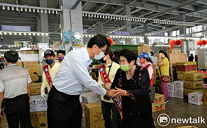 謝龍介新化區車隊掃街 質疑賴清德切割黃偉哲