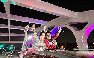 獻出車掃處女秀  市長夫人吳虹搶救最關鍵女力黃雍琇