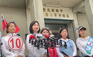 談競選ＭＶ「留一盞燈」  柯志恩：歌喉一定比陳其邁好一點