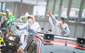 五股、蘆洲車掃拜票 林佳龍：最後階段「投票、催票、衝出選票」   