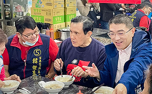 選前最後關頭找馬英九加持 謝國樑高呼勝利在握