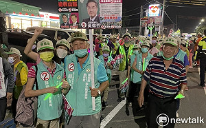 決戰選前之夜  黃偉哲陣營晚間兵分37區「齊步走」催票