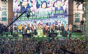 批侯冷酷無情 林佳龍喊「買一送三」把蔡蘇游政策一次實現