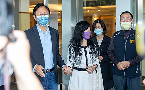 偕妻子、朱立倫陪同投票　張善政：非常期待投票結果