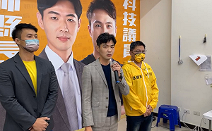 快訊》鍾東錦自行宣布當選　宋國鼎向支持者喊「你們的票不會浪費」