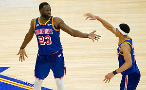 NBA/隊友上籃後熱舞慶祝!嘴綠、柯瑞被吹技術犯規